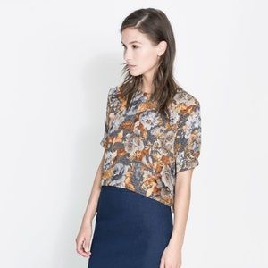 Zara floral top - Size M